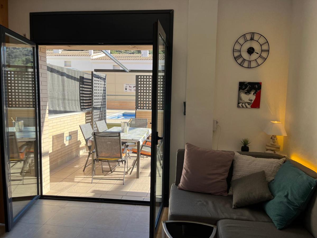 Appartement Standing 58M Plage A 3Mn En Voiture Росес Екстериор снимка