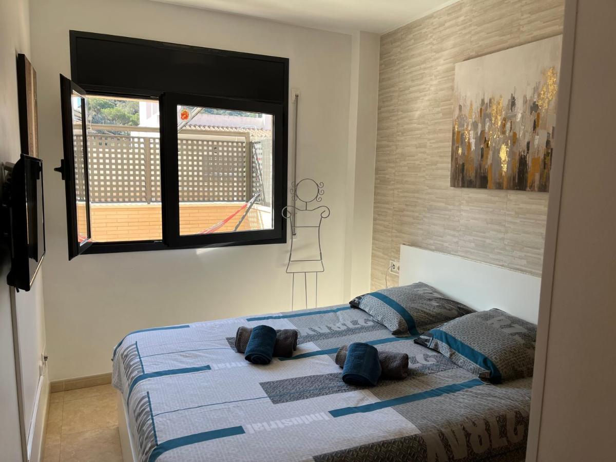 Appartement Standing 58M Plage A 3Mn En Voiture Росес Екстериор снимка